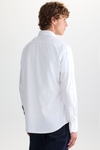 Camisa sarga lisa cinta grosgrain