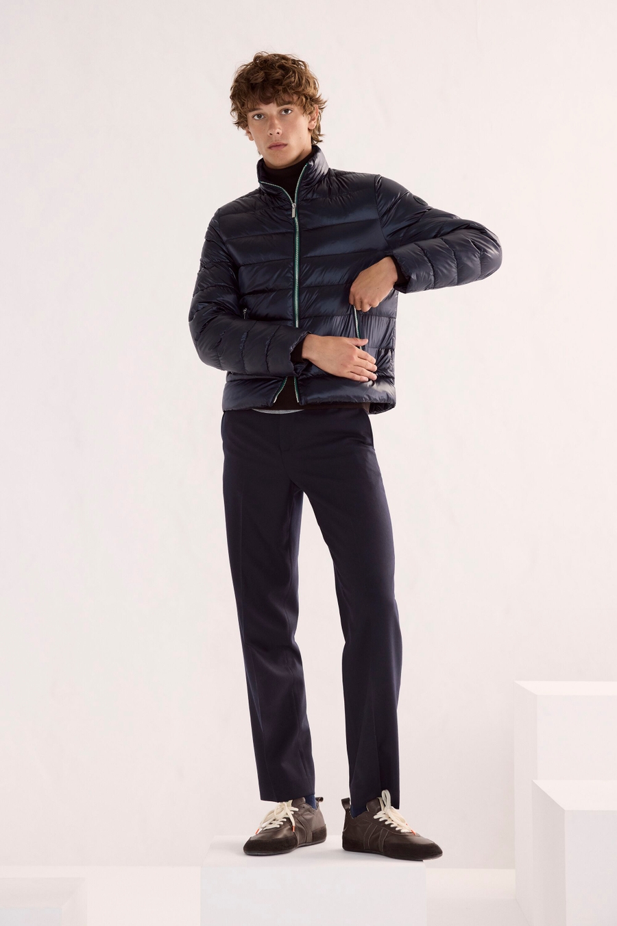 DOWN-QUILTED JACKET