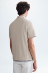 Textured spread collar polo shirt