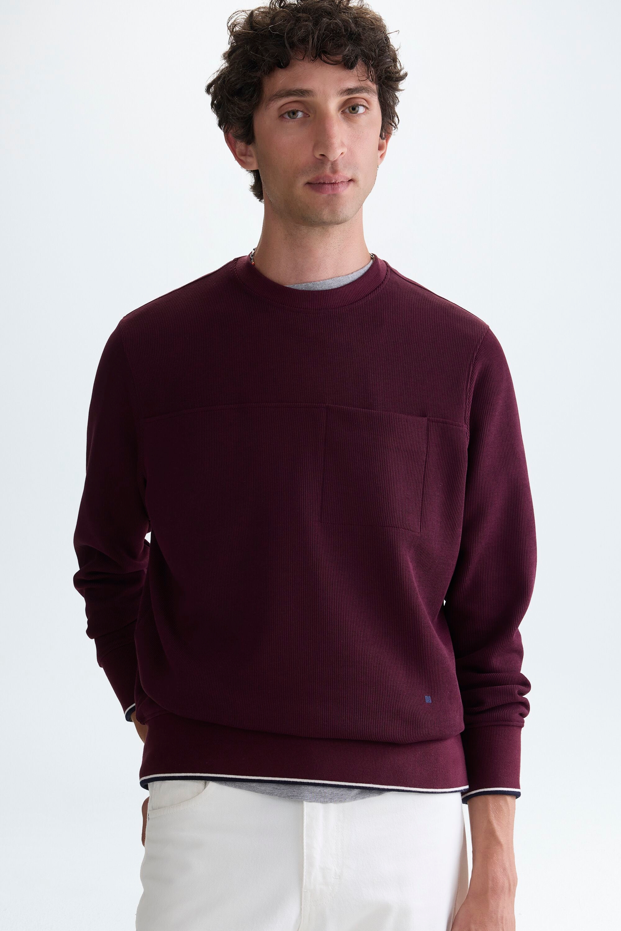 Ribbed sweatshirt with pocket