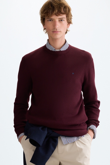 TEXTURED KNIT SWEATER