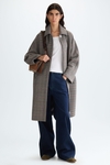 Double-faced oversize houndstooth coat