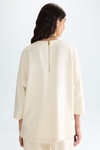 Cocoon-fit crepé top