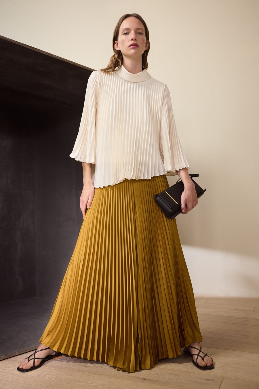 PLEATED SATIN A-LINE SHIRT