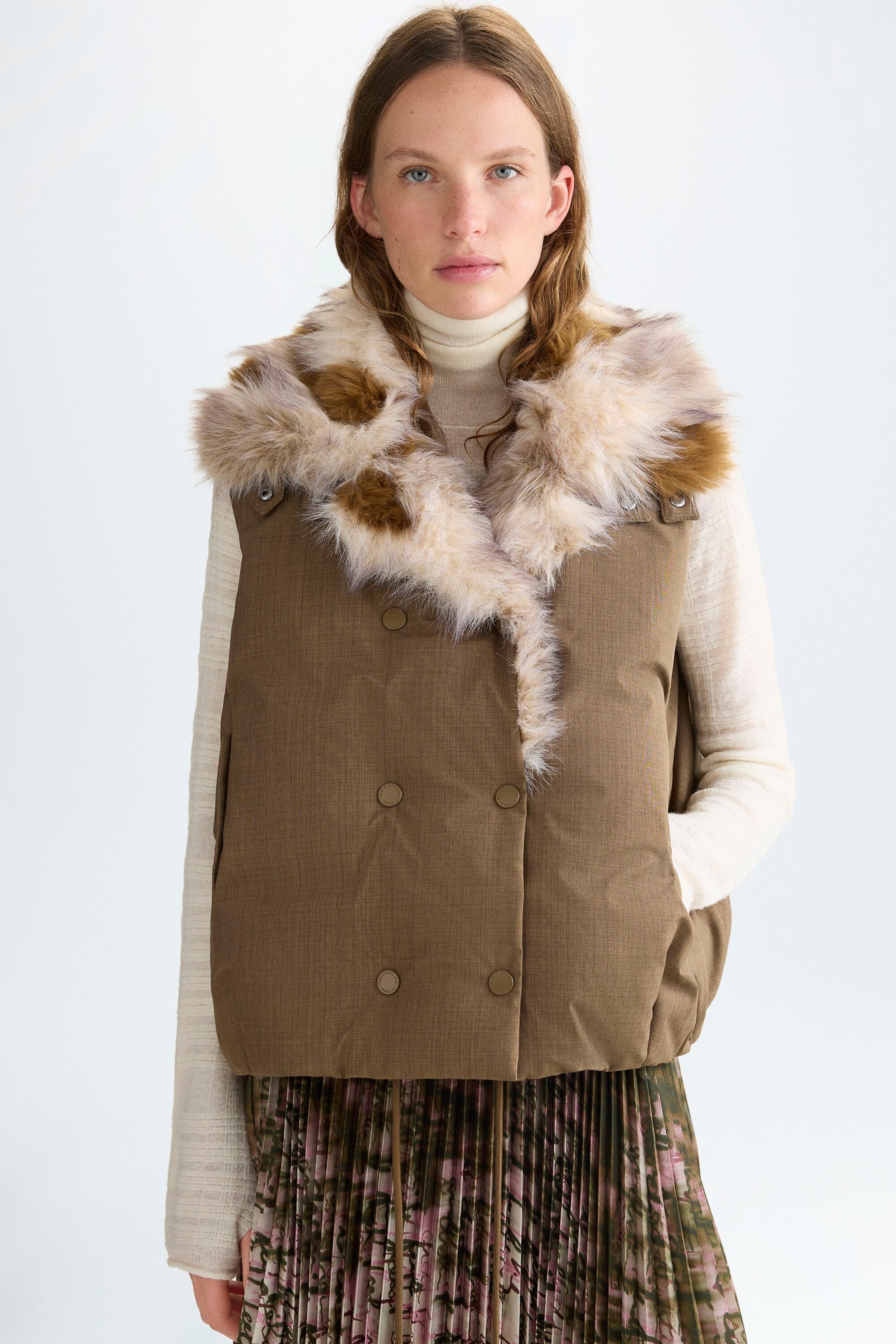 Technical faux fur cocoon-fit gilet