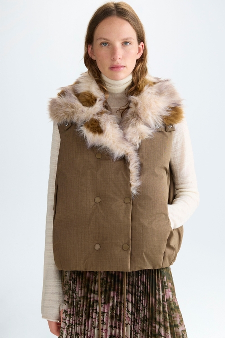 TECHNICAL FAUX FUR COCOON-FIT GILET