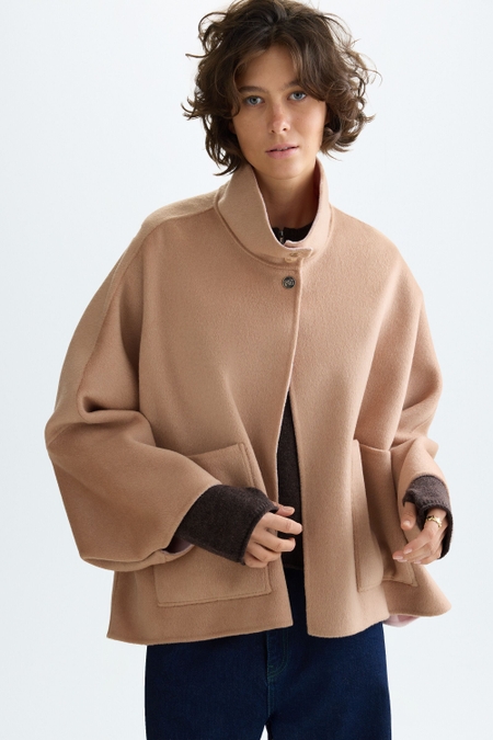 DOUBLE-FACED WOOL REVERSIBLE SHORT COAT