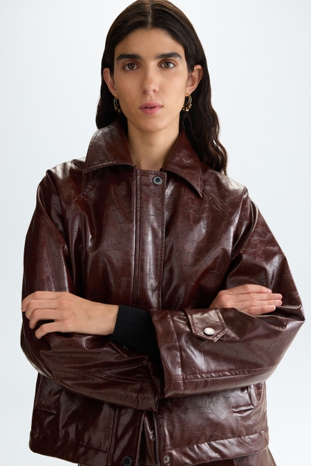 FAUX-LEATHER STRAIGHT-FIT COAT WITH DETACHABLE FUR COLLAR