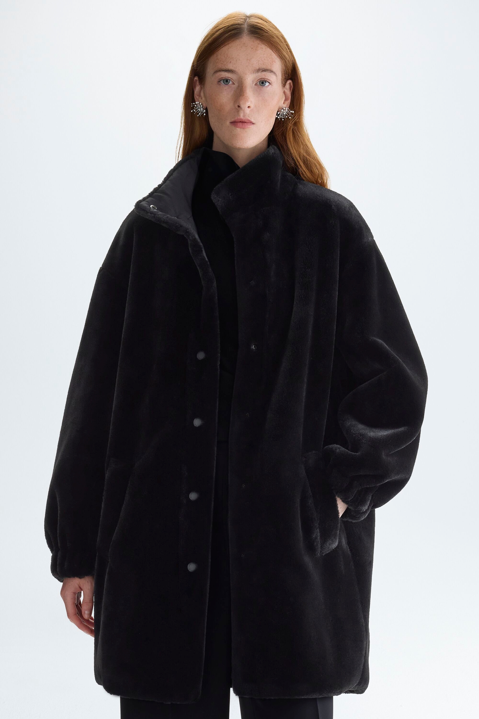 Faux-fur nylon reversible coat - BLACK