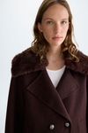 Double-faced oversize coat with detachable fur collar