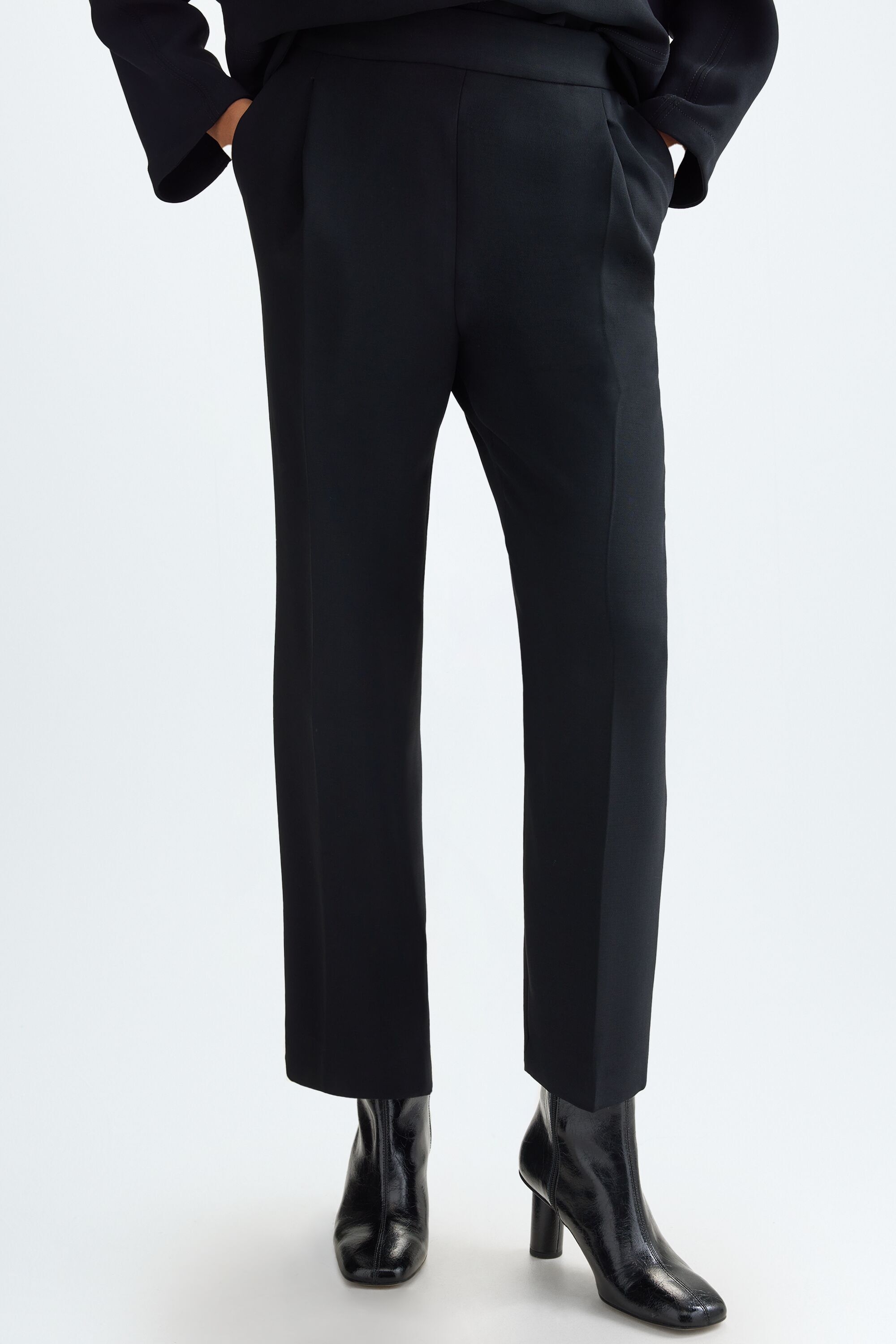 Crepé slim-leg trousers - Black