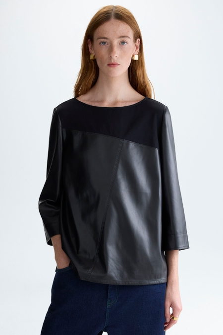 COMBINED STRAIGHT-FIT T-SHIRT