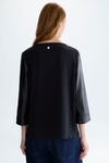 Combined straight-fit t-shirt