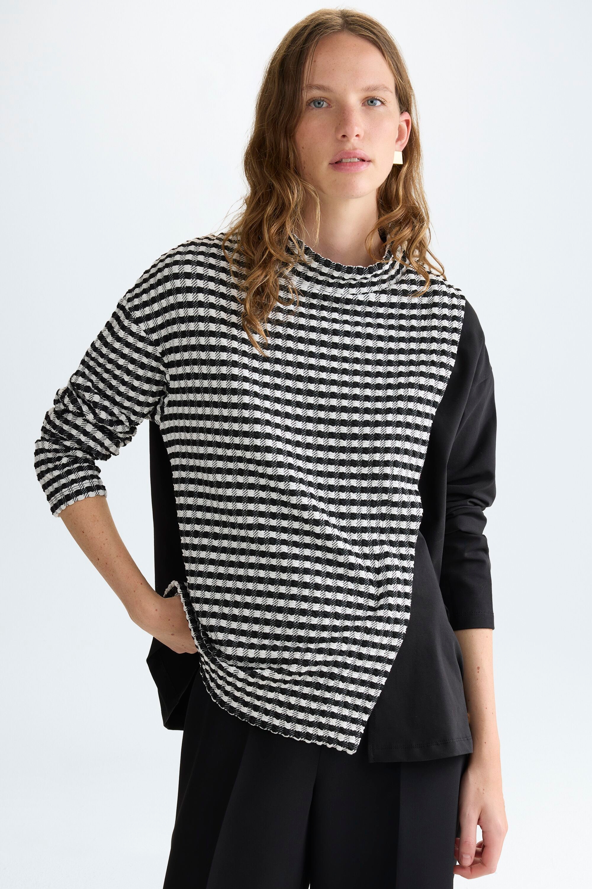 Combined jacquard A-line t-shirt
