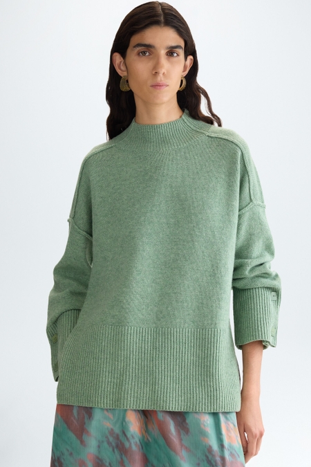 WOOL STRAIGHT-FIT MOCK-NECK SWEATER