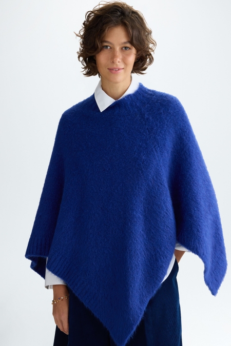 MOHAIR ASYMMETRIC PONCHO