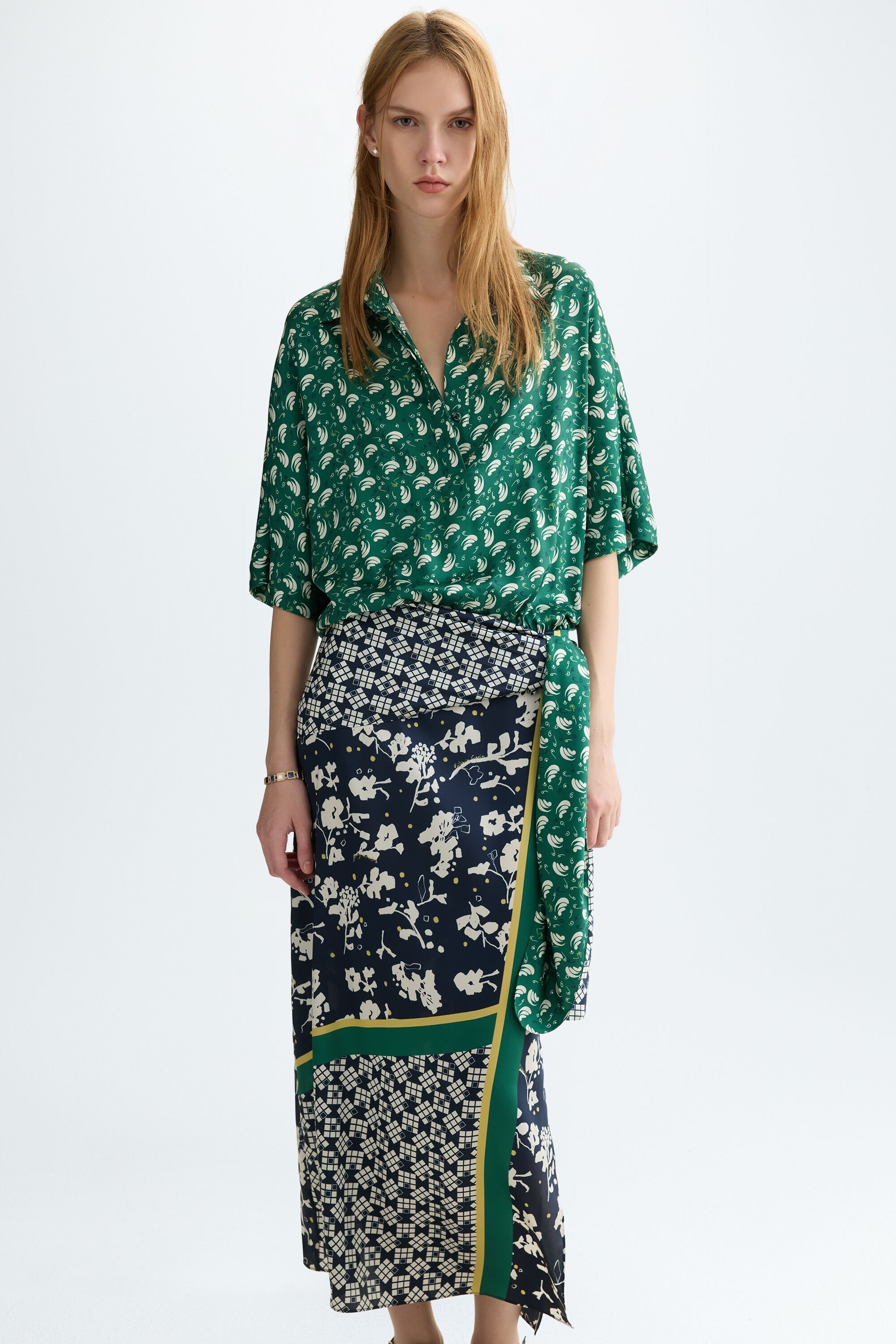 Print twill fitted dress