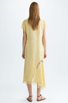 Vestido evasé satén jacquard calas