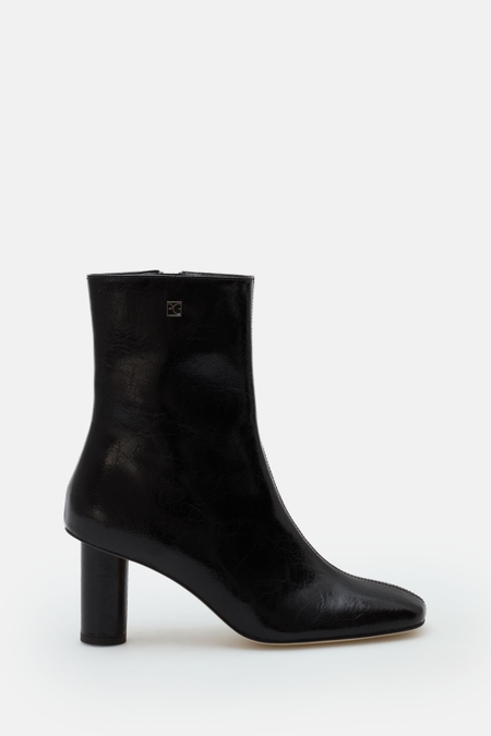 CUBO PG LEATHER ANKLE BOOTS