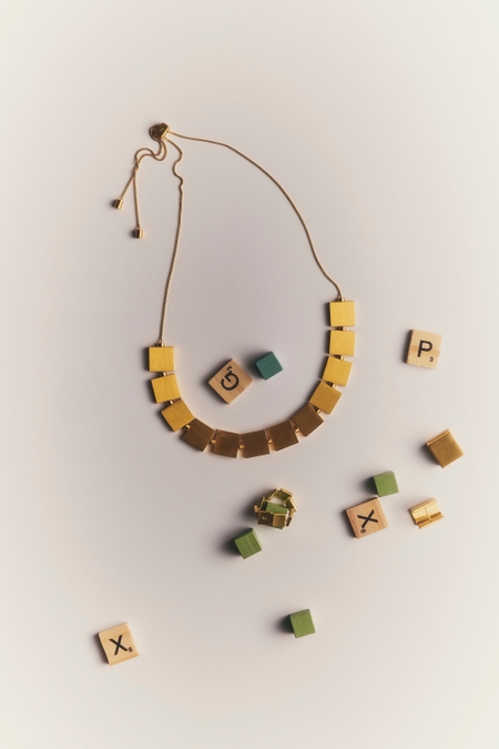 CUBOS NECKLACE