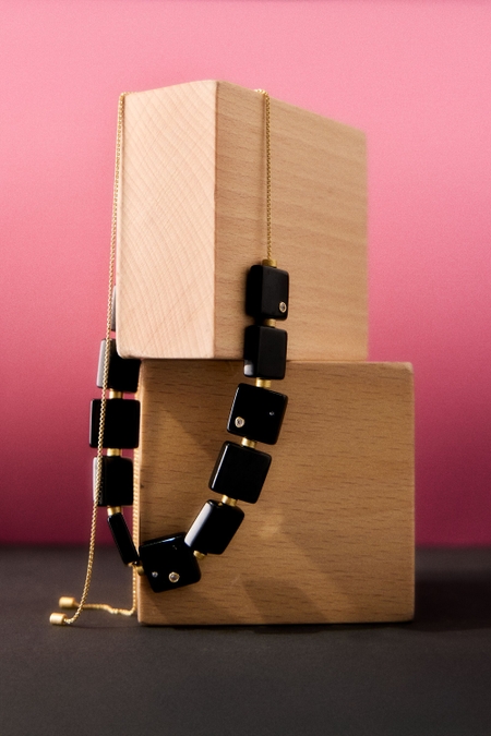 CUBO ÓNIX NECKLACE