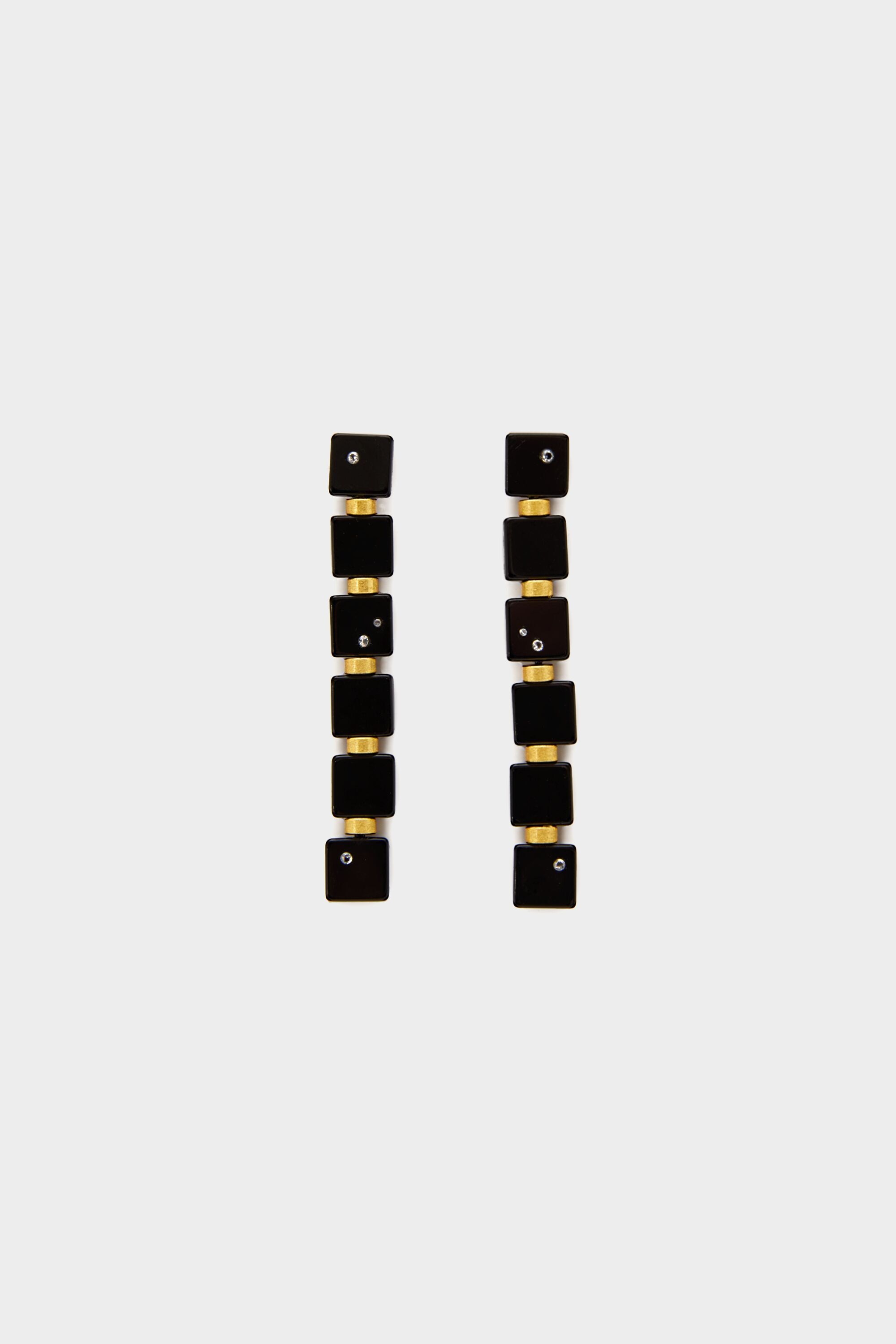 Cubo Ónix drop earrings