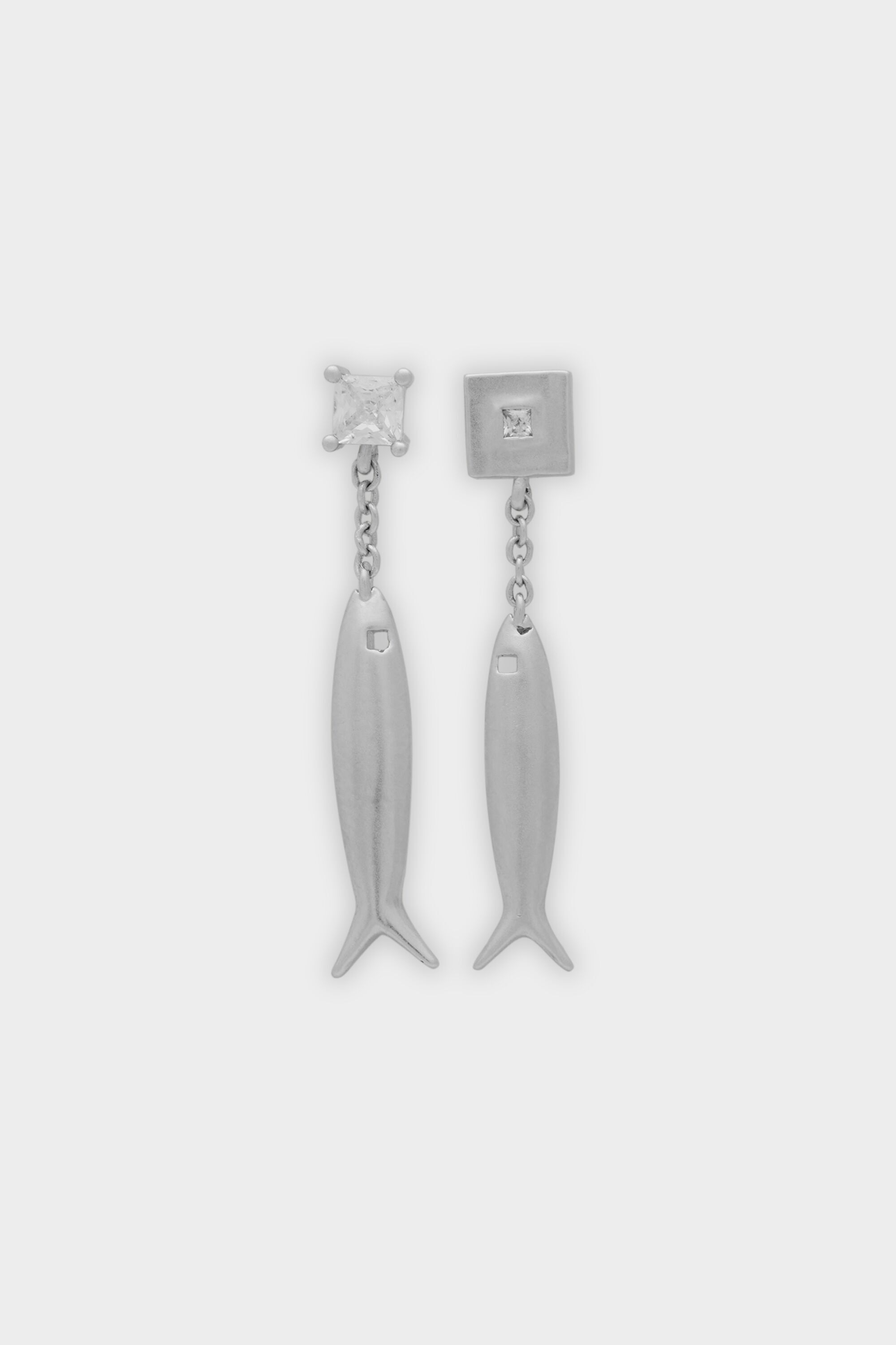 PG en Lata drop earrings