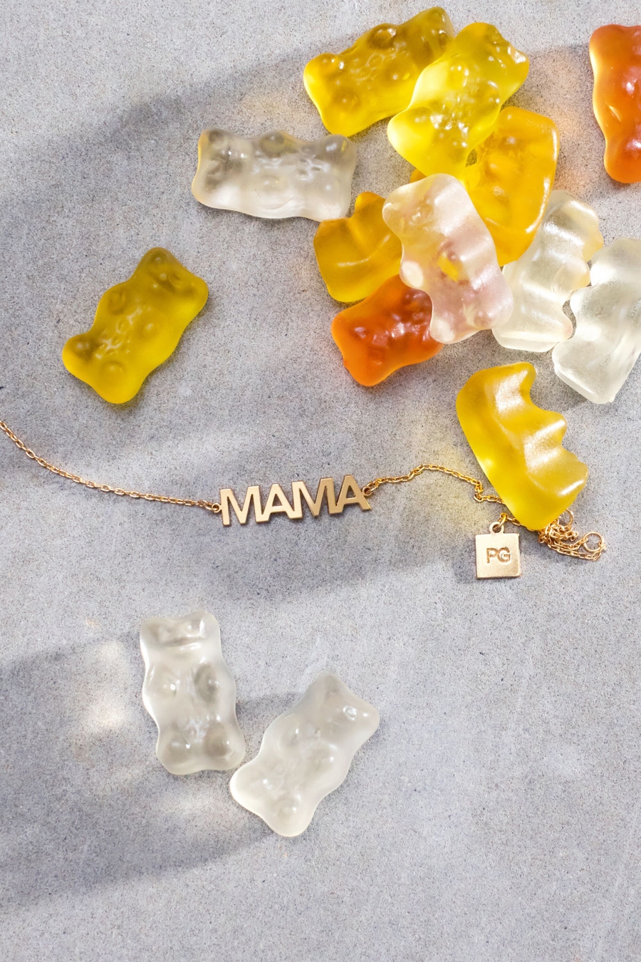 PENDIENTES LARGOS PG TYPO