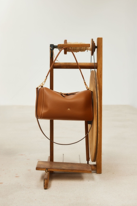 COMBINACIÓN ÚNICA SHOULDER BAG