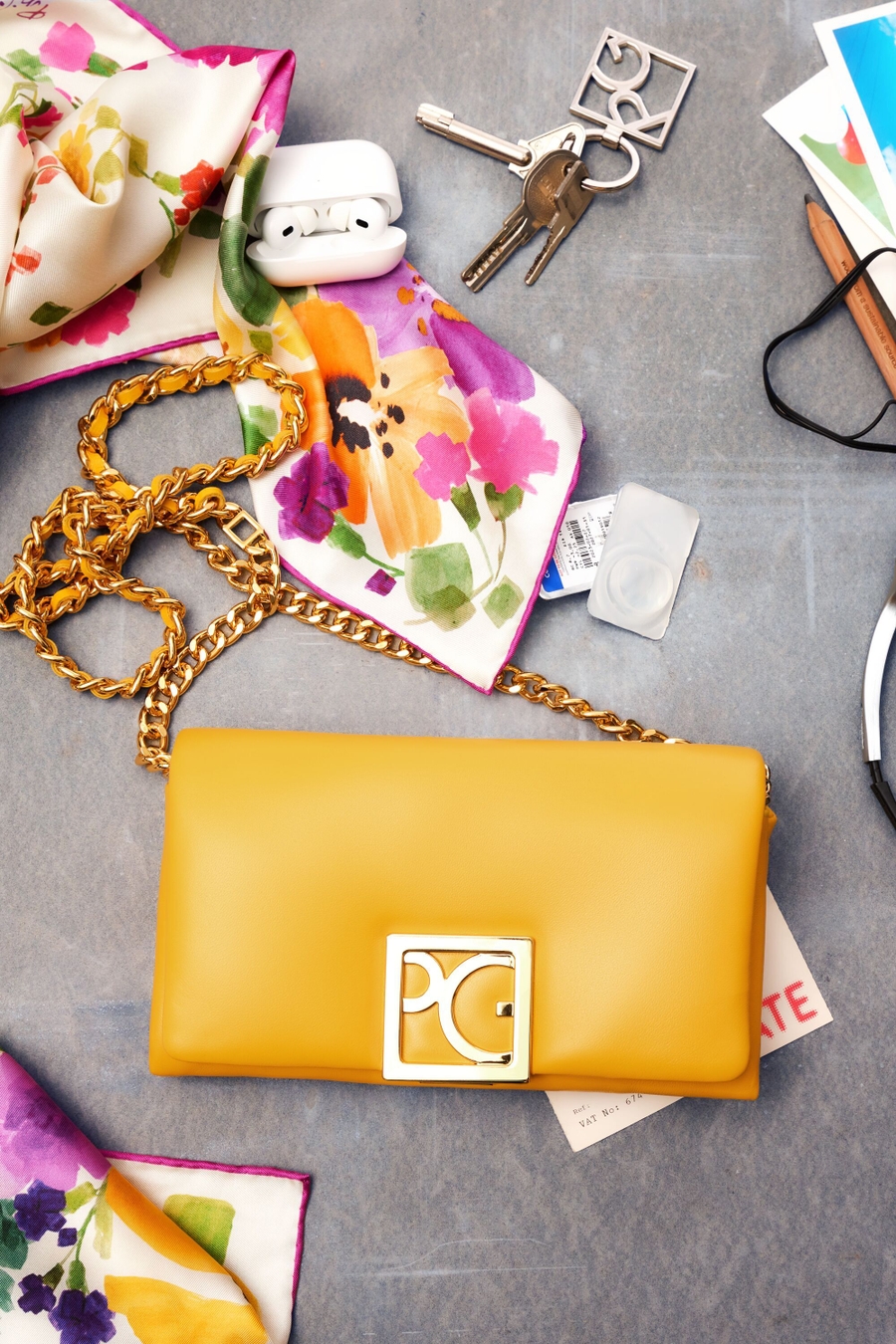 BOLSO CLUTCH HOMENAJE ACOLCHADO