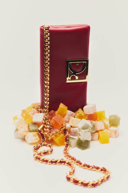 HOMENAJE ACOLCHADO CLUTCH