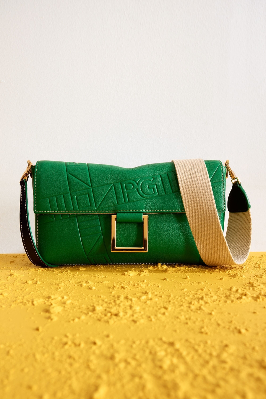 SOHO SHOULDER BAG