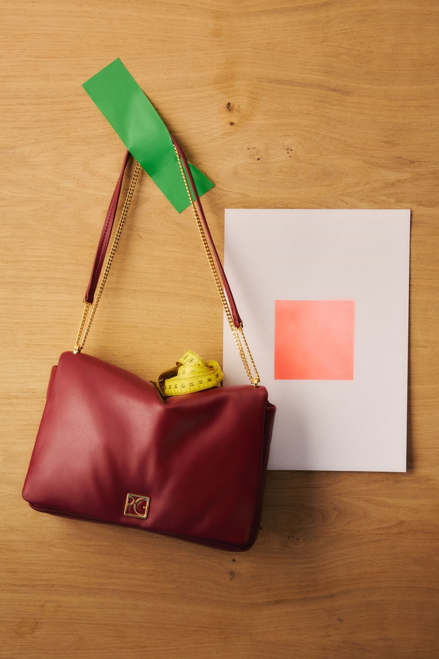HOMENAJE ACOLCHADO SHOULDER BAG