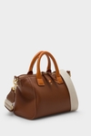 Algo Prestado handbag
