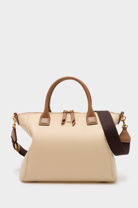 BOLSO DE MANO ALGO PRESTADO