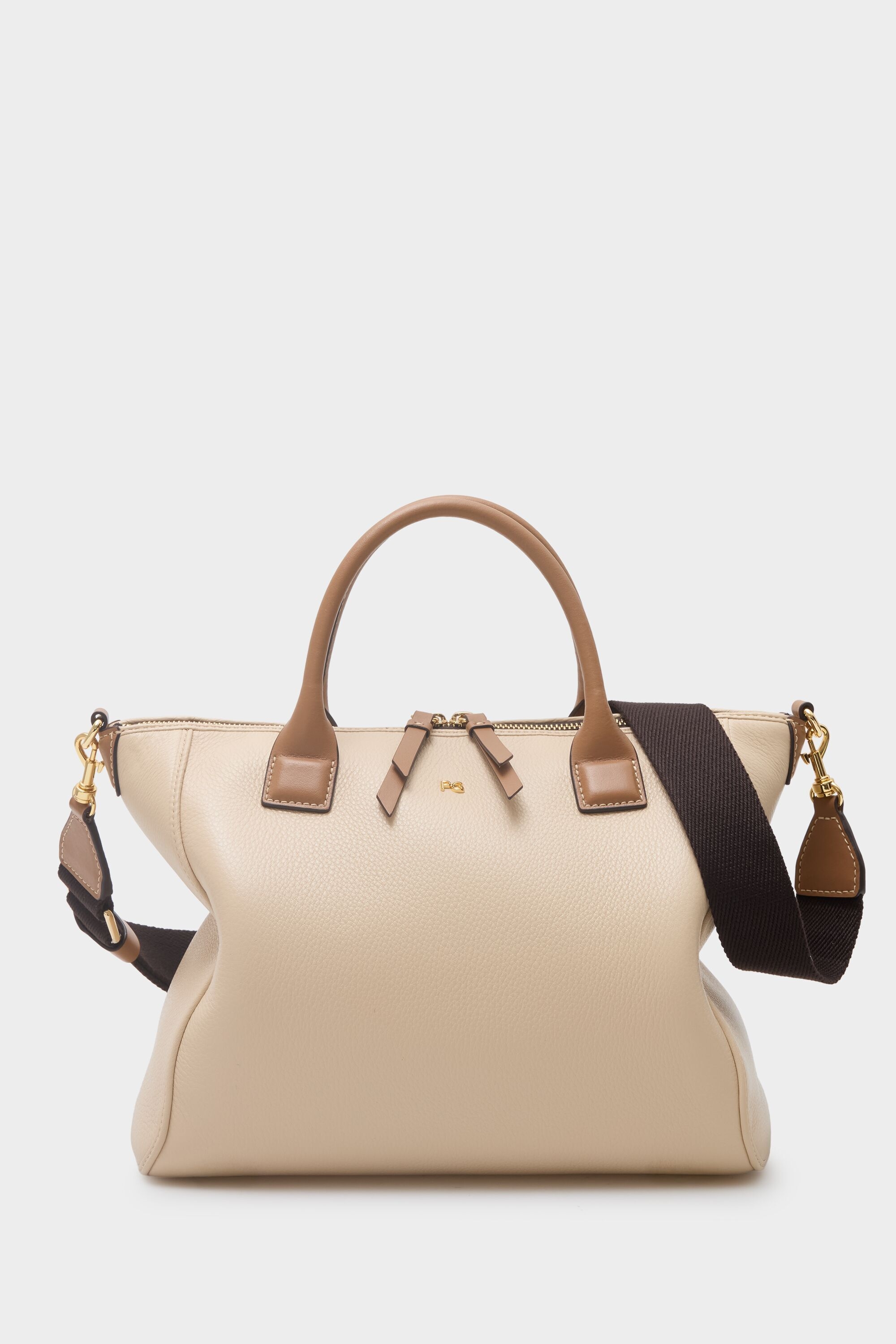 Algo Prestado handbag