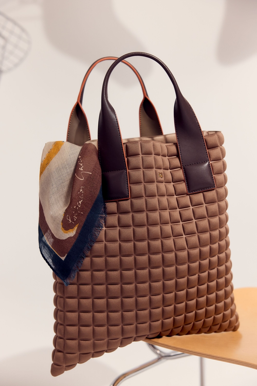 CHOCO PG HANDBAG