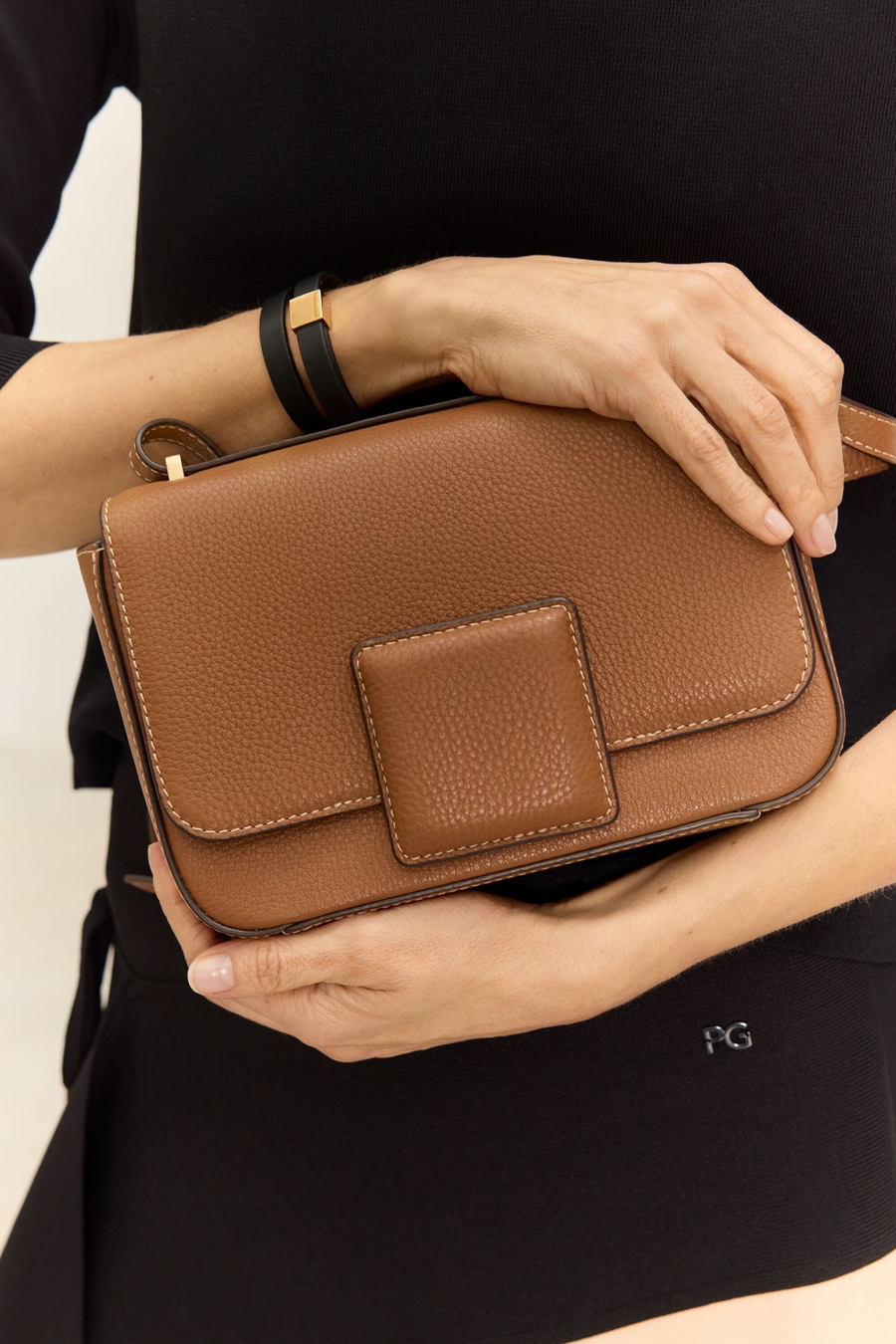 BOLSO BANDOLERA DOMINO