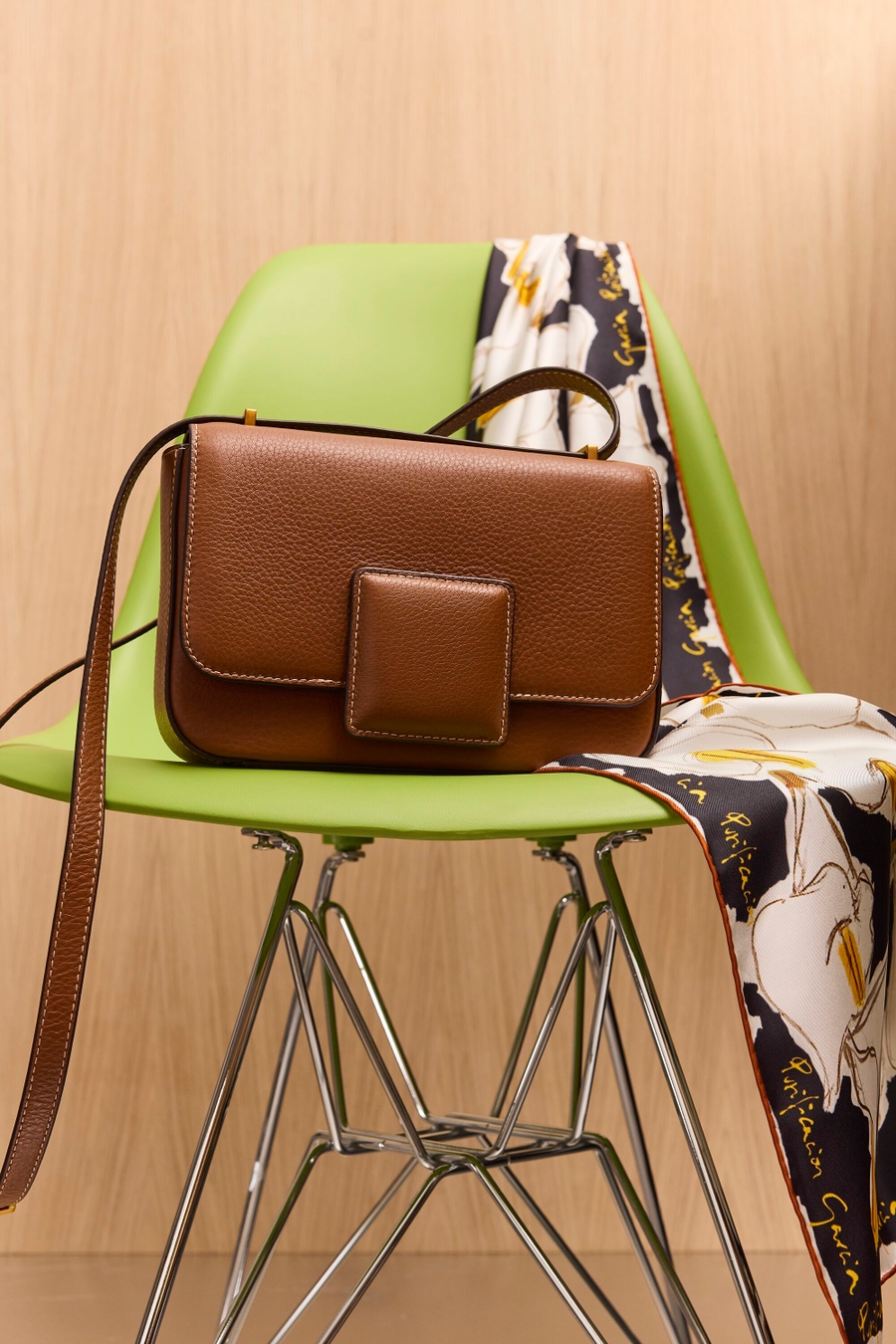 DOMINO CROSSBODY BAG