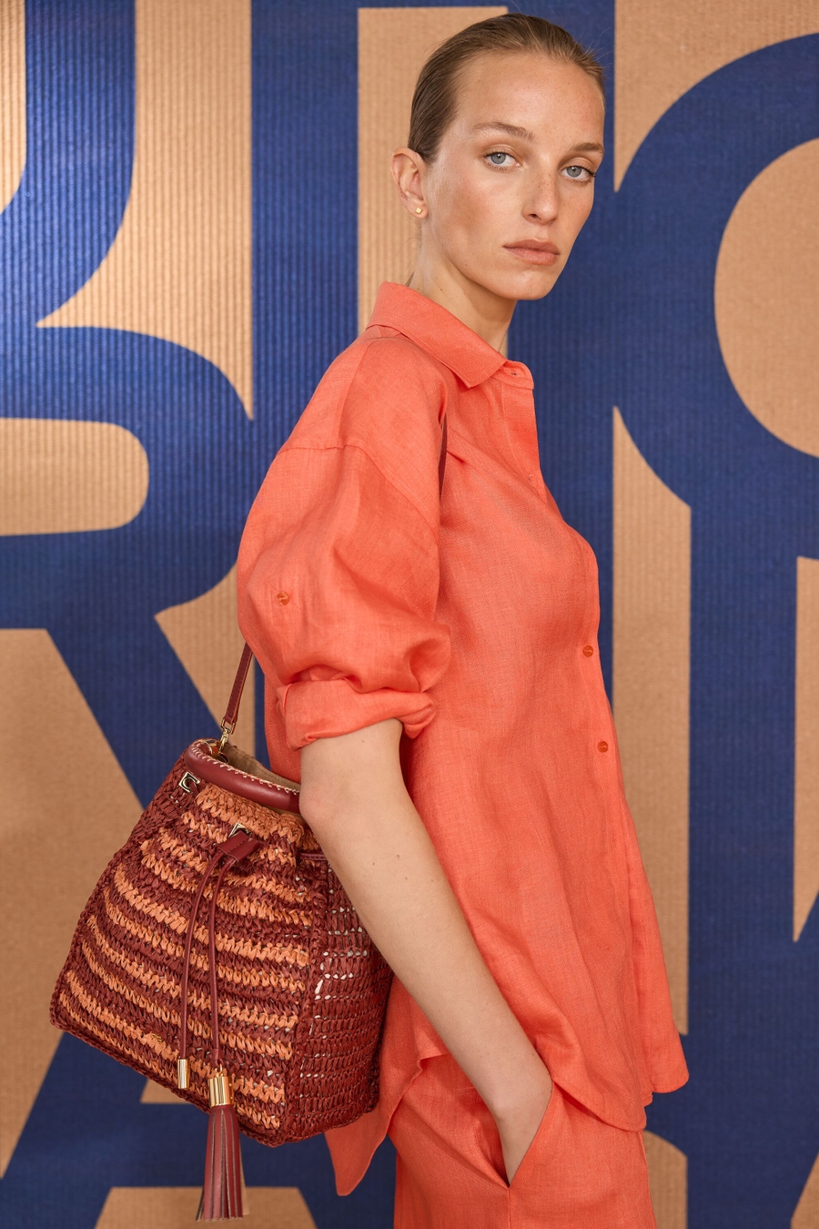SAMBURU BUCKET BAG
