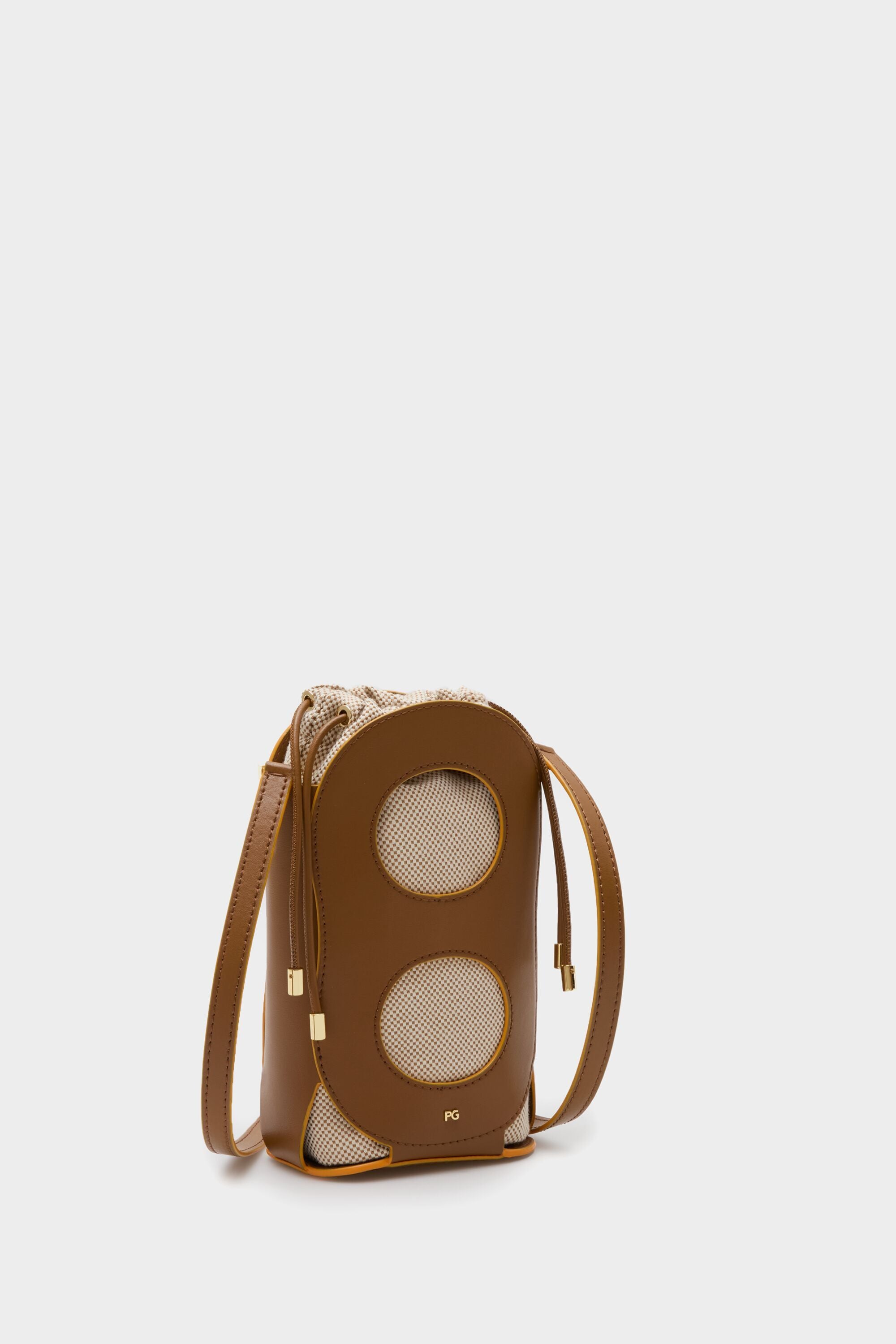 【Purificacion Garcia】ナイロン巾着バッグ Ocho bucket bag light khaki green - Purificacion Garcia