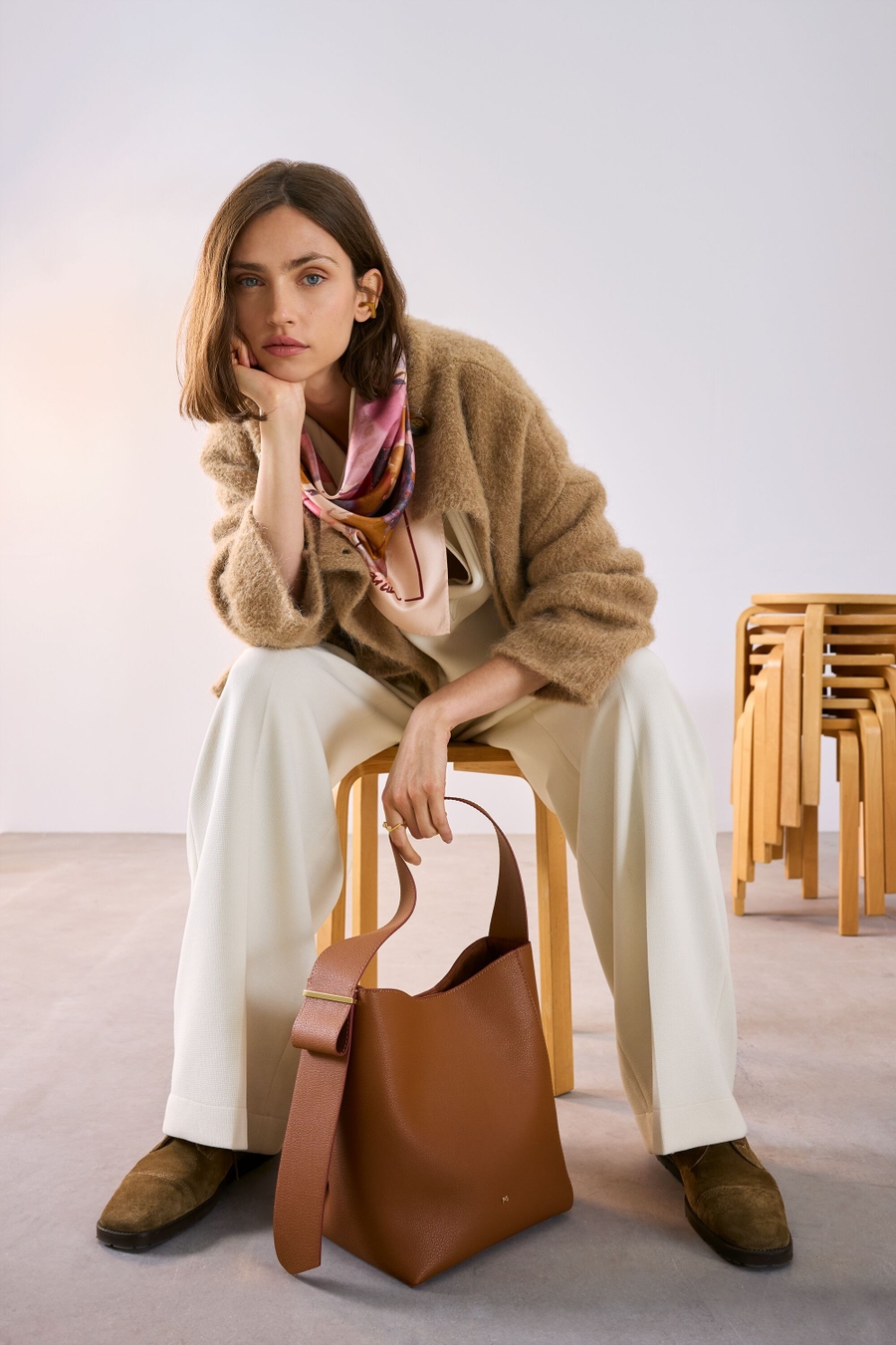 OBI SHOULDER BAG