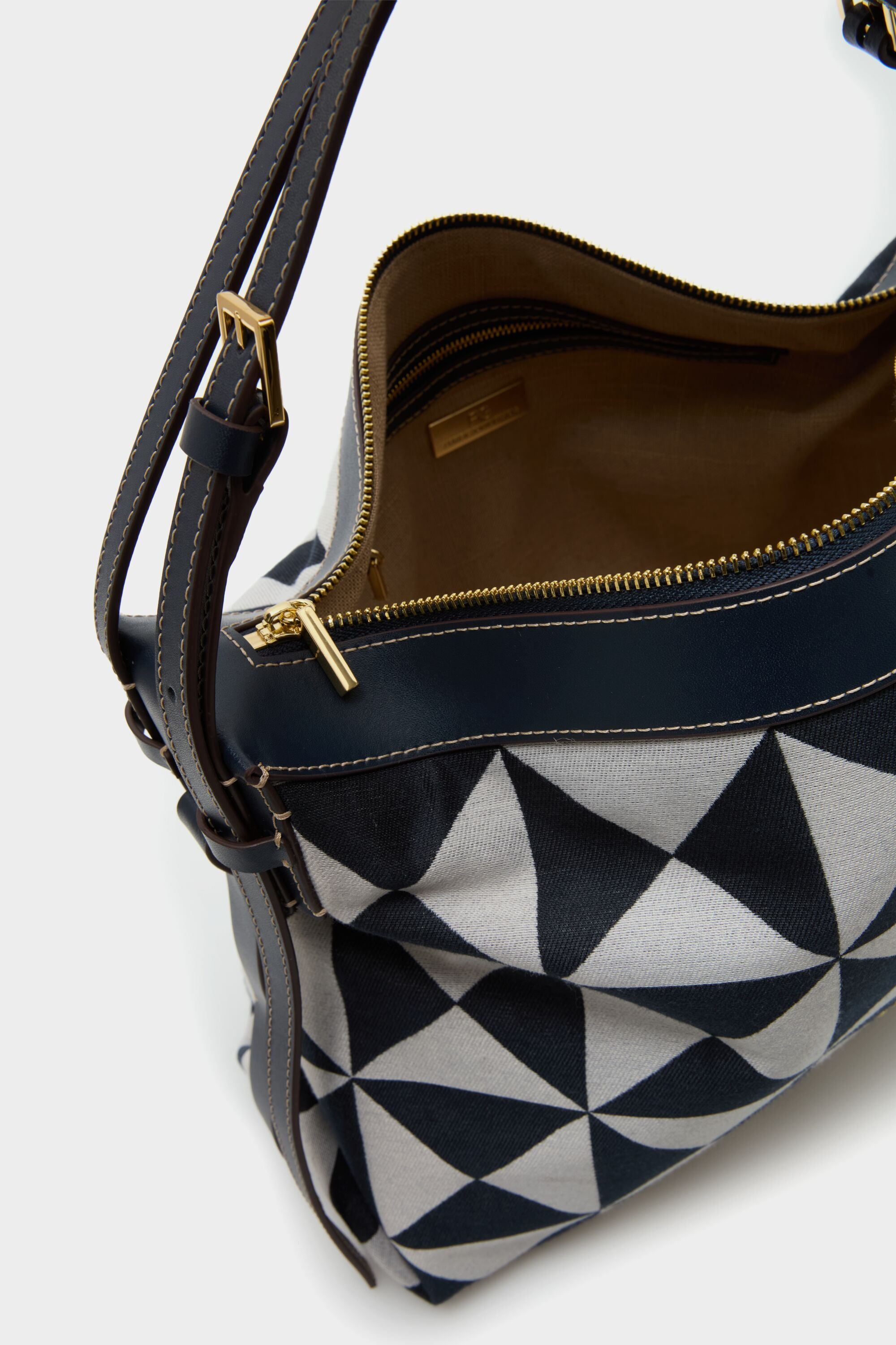 Purigami shoulder bag navy - Purificacion Garcia United States