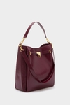 La Gran Manzana shoulder bag