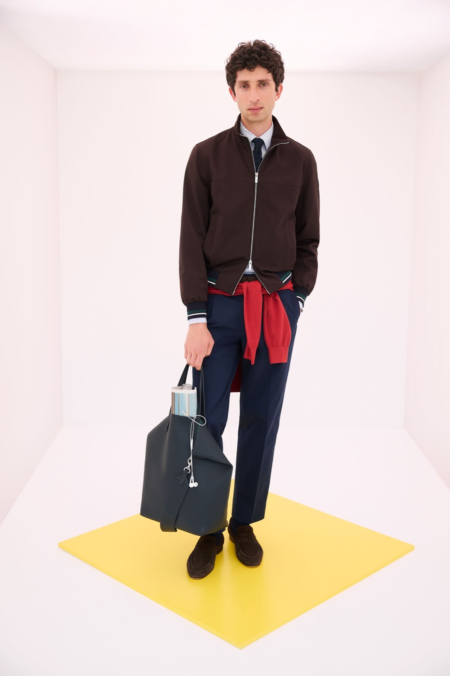 PICK UP HANDBAG