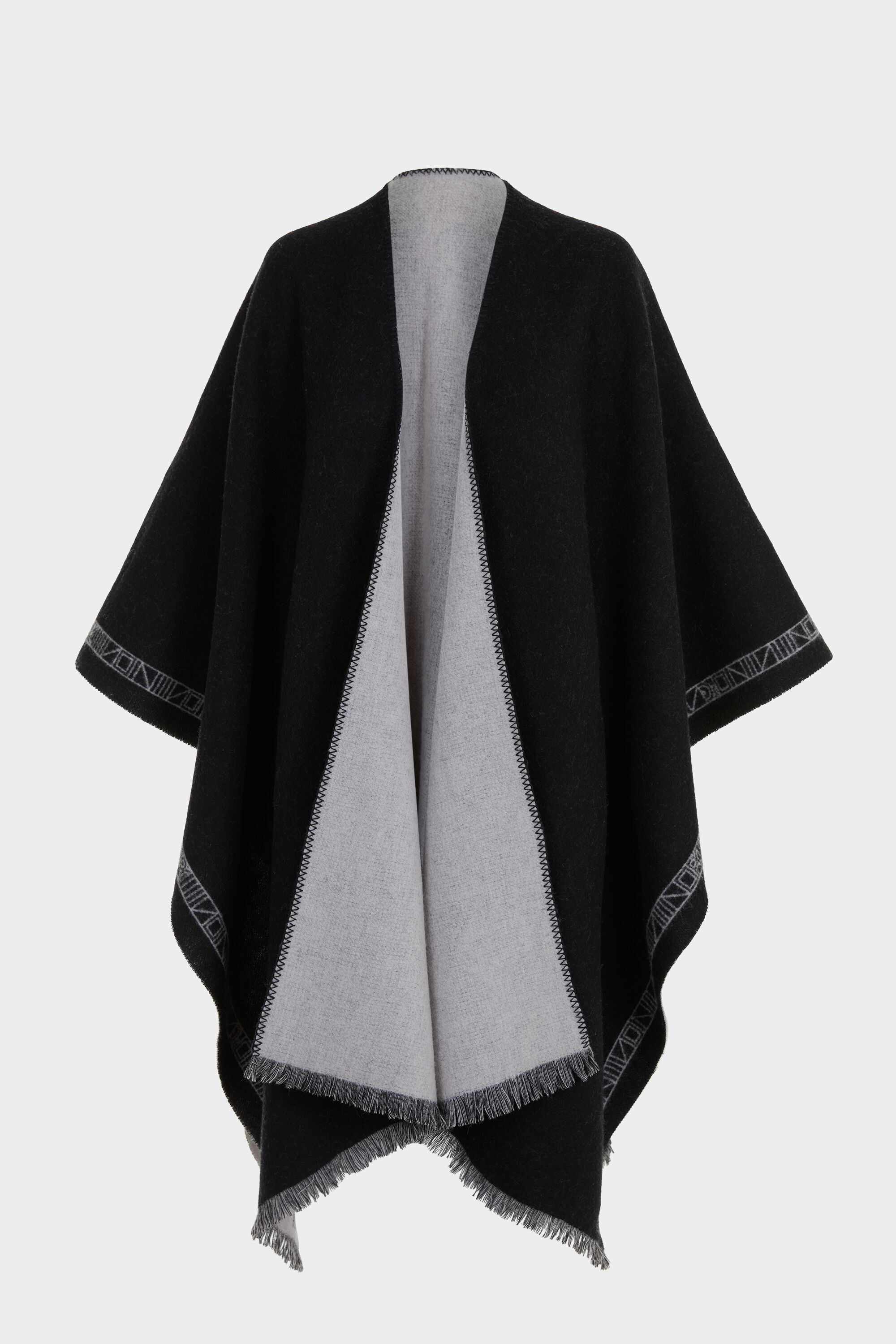 Cinta PG wool poncho