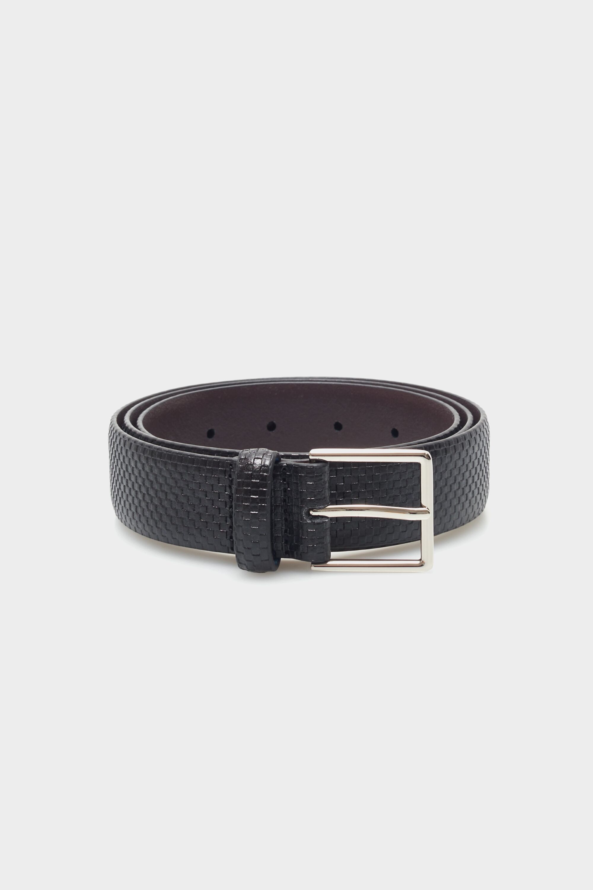 Cube leather belt
