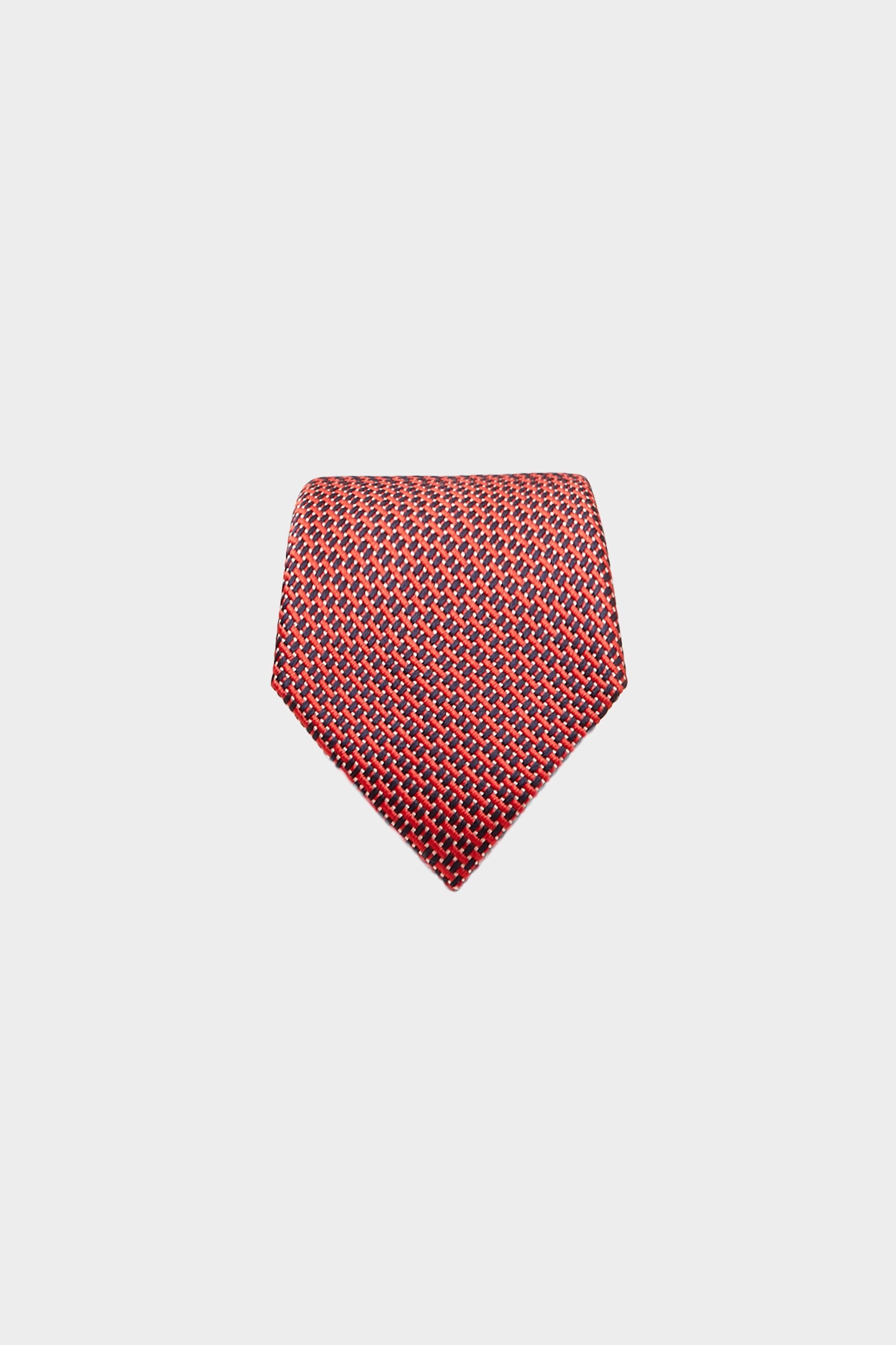 Corbata seda estructura
