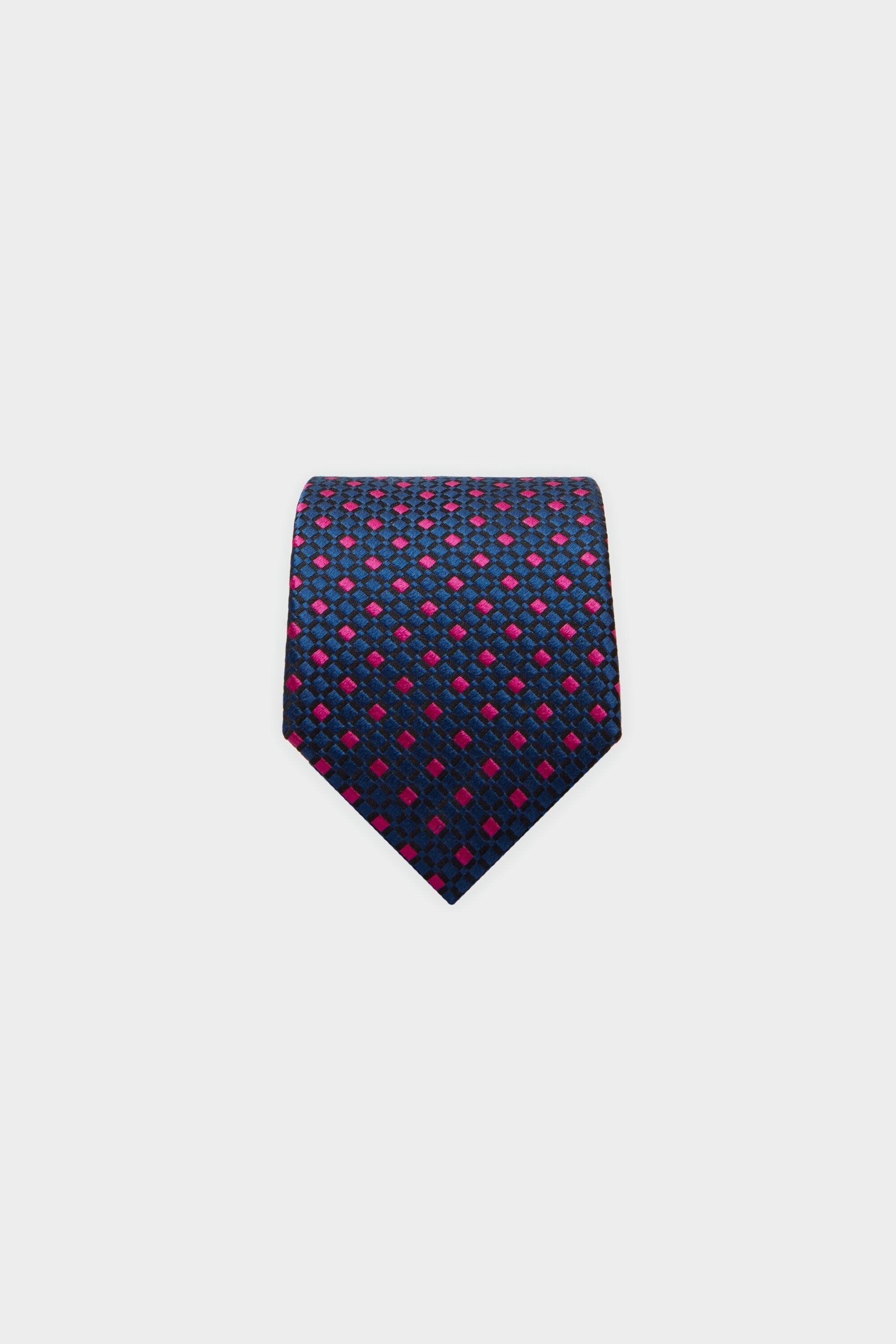 Cube structured silk tie
