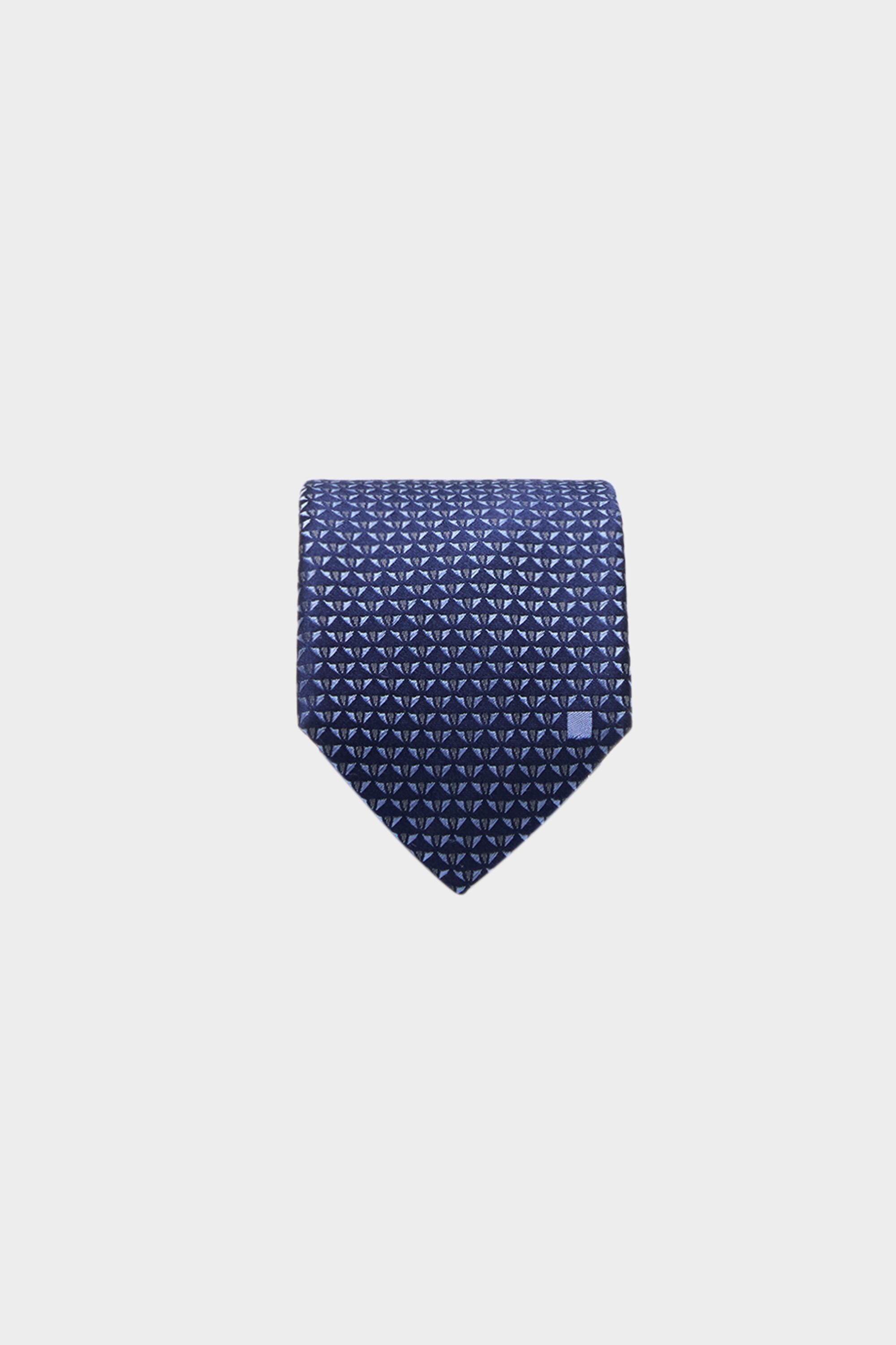 Motifs silk tie